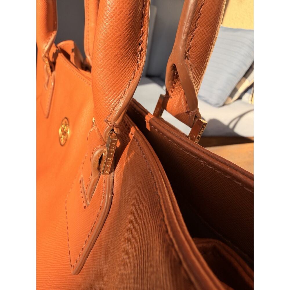 Tory Burch Robinson Saffiano Leather Tote Bag Cognac Brown Zip Satchel 16 Inch - Picture 8 of 16